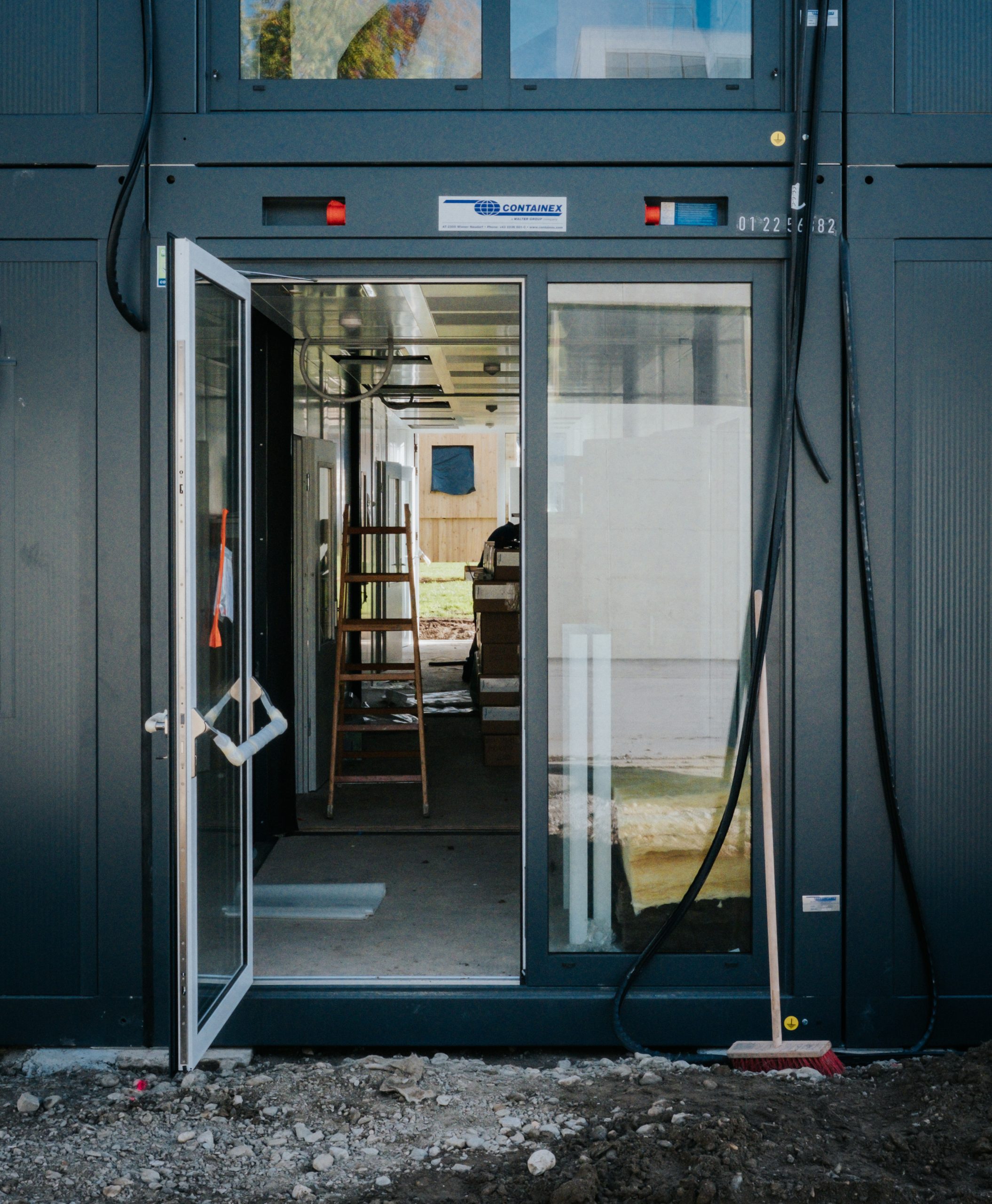 Bürocontainer Universität Innsbruck, Temporäre Büroräumlichkeiten in Innsbruck – Architektur & Baumanagement | Büro Schmücking